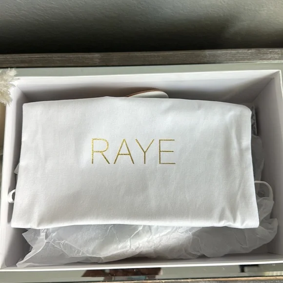 Raye white AX Embellished Heel 8.5 - Picture 4 of 8